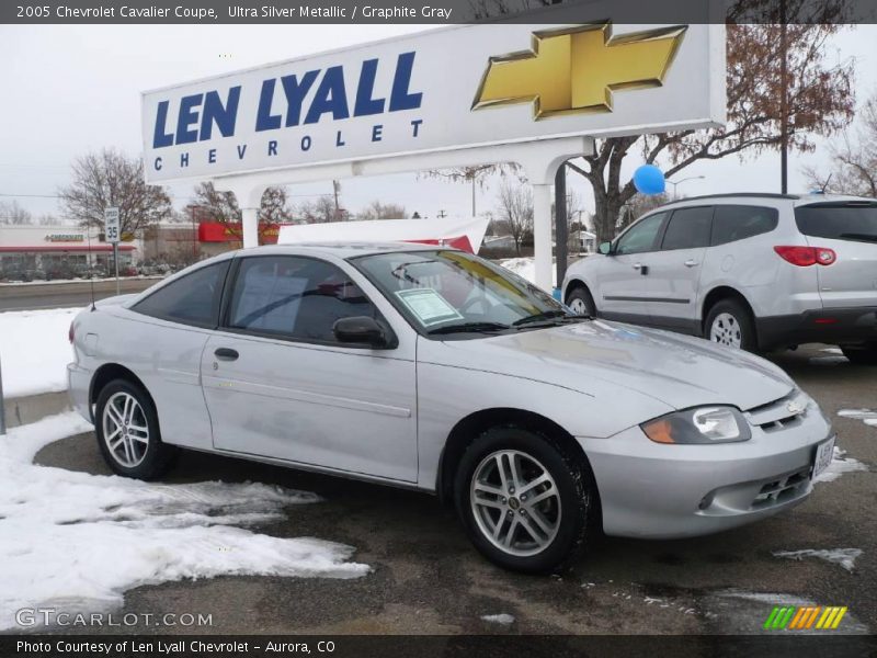 Ultra Silver Metallic / Graphite Gray 2005 Chevrolet Cavalier Coupe