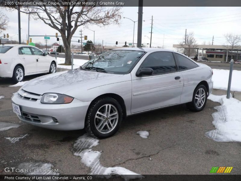 Ultra Silver Metallic / Graphite Gray 2005 Chevrolet Cavalier Coupe