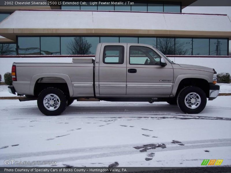 Light Pewter Metallic / Tan 2002 Chevrolet Silverado 2500 LS Extended Cab