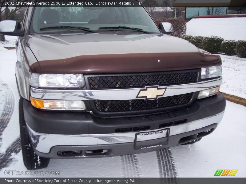 Light Pewter Metallic / Tan 2002 Chevrolet Silverado 2500 LS Extended Cab
