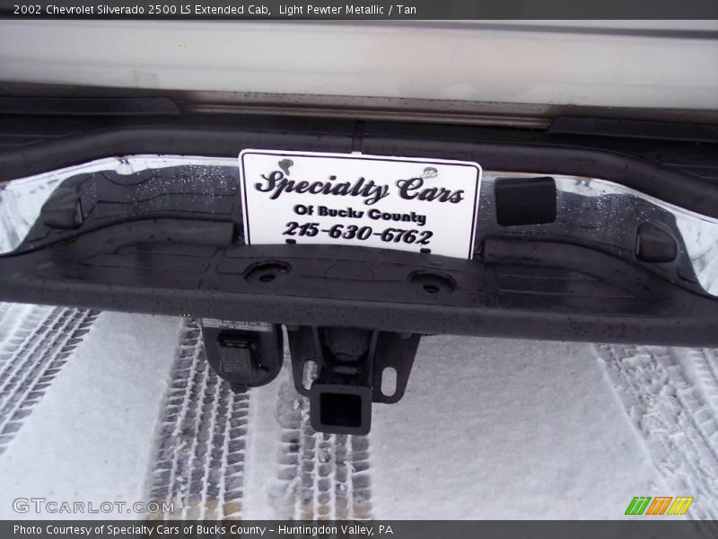 Light Pewter Metallic / Tan 2002 Chevrolet Silverado 2500 LS Extended Cab