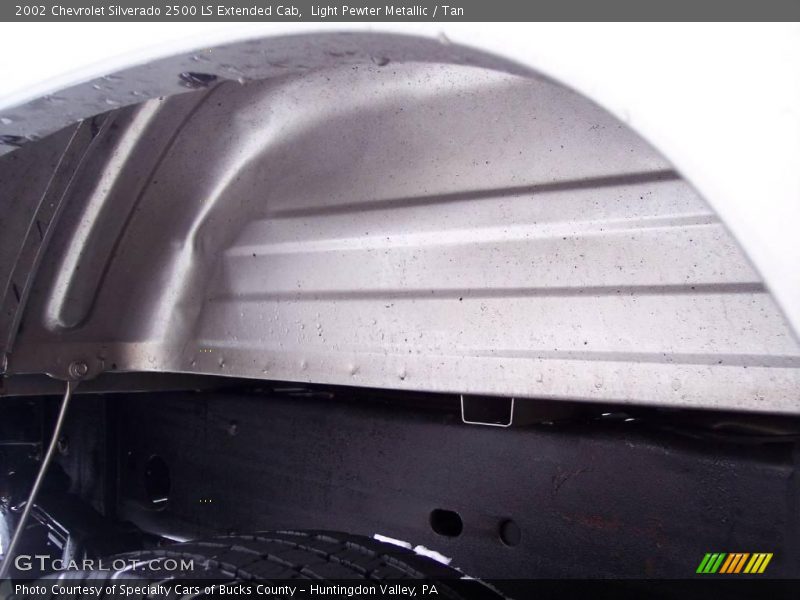 Light Pewter Metallic / Tan 2002 Chevrolet Silverado 2500 LS Extended Cab