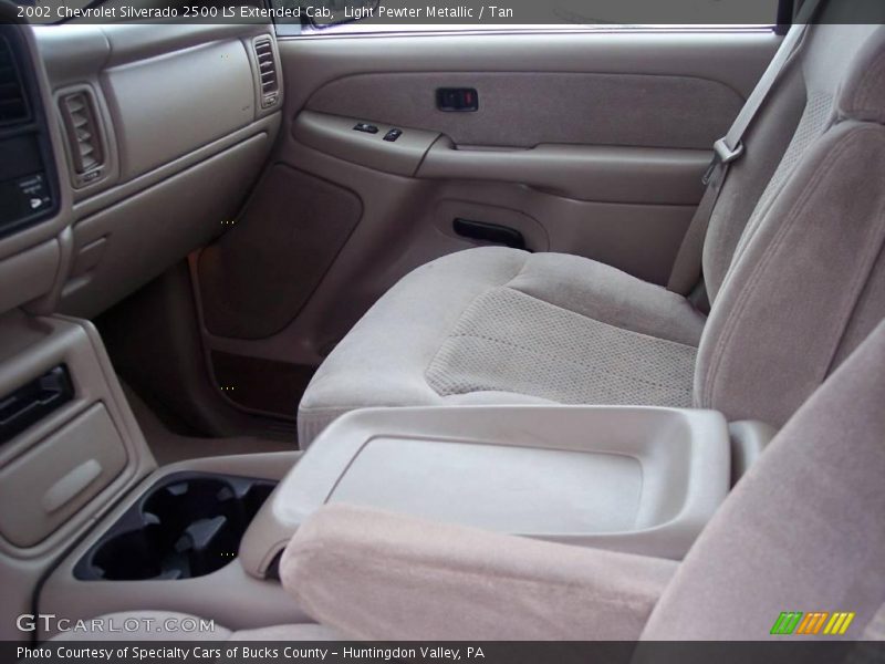 Light Pewter Metallic / Tan 2002 Chevrolet Silverado 2500 LS Extended Cab
