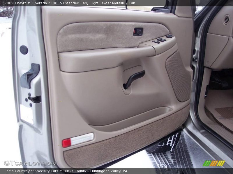 Light Pewter Metallic / Tan 2002 Chevrolet Silverado 2500 LS Extended Cab