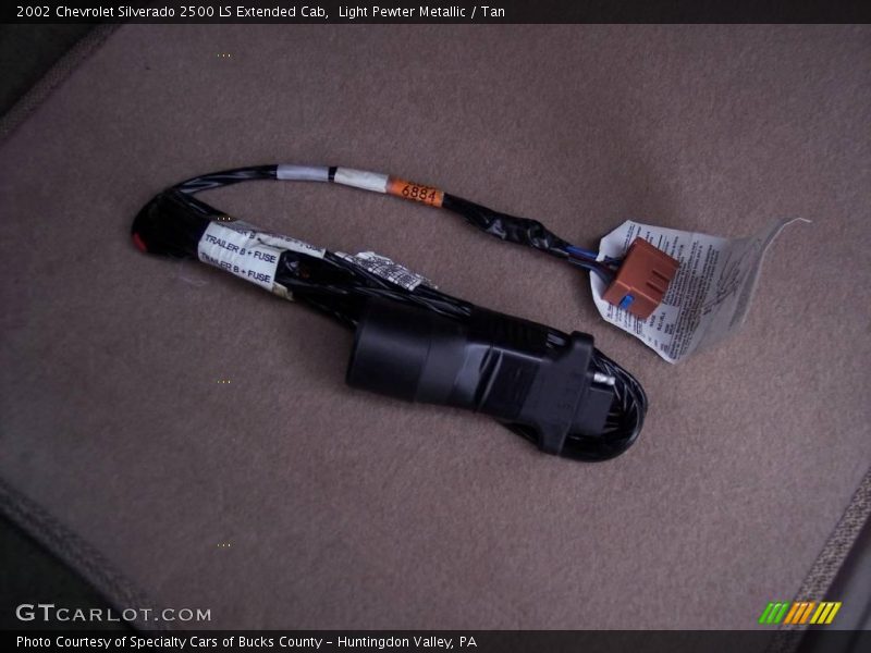 Light Pewter Metallic / Tan 2002 Chevrolet Silverado 2500 LS Extended Cab