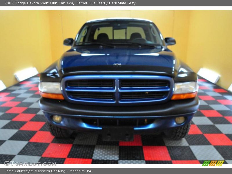 Patriot Blue Pearl / Dark Slate Gray 2002 Dodge Dakota Sport Club Cab 4x4