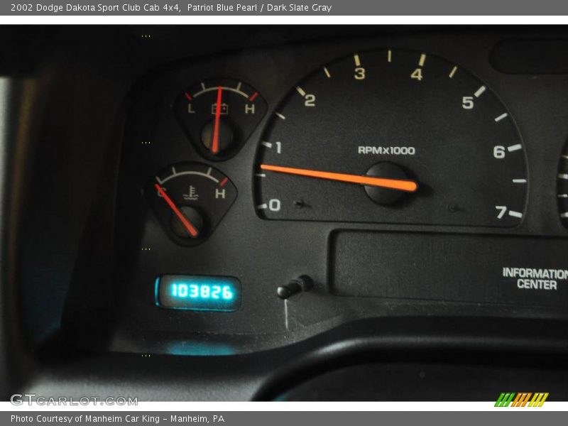 Patriot Blue Pearl / Dark Slate Gray 2002 Dodge Dakota Sport Club Cab 4x4