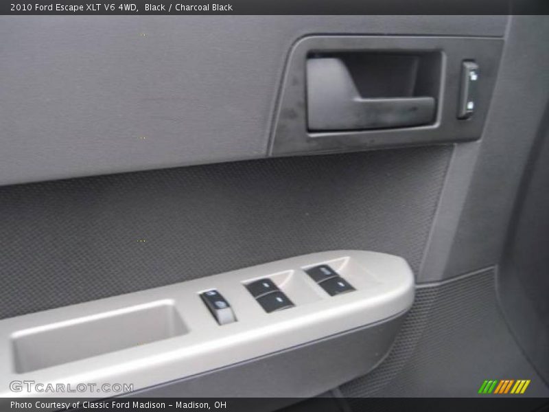 Black / Charcoal Black 2010 Ford Escape XLT V6 4WD