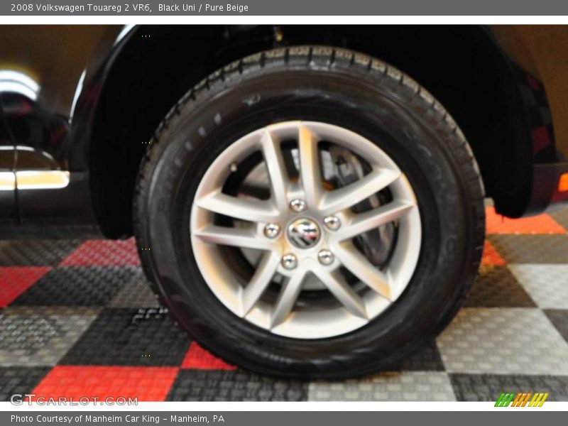 Black Uni / Pure Beige 2008 Volkswagen Touareg 2 VR6