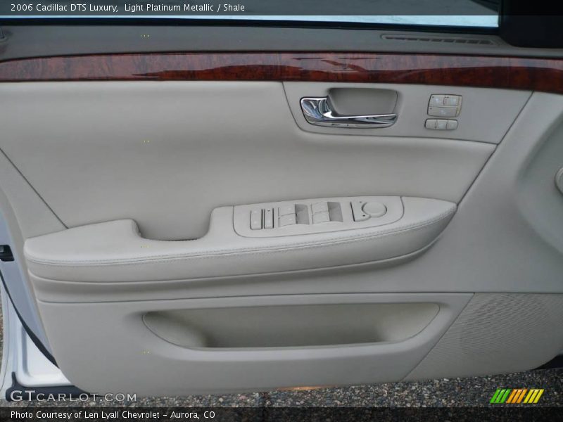 Light Platinum Metallic / Shale 2006 Cadillac DTS Luxury