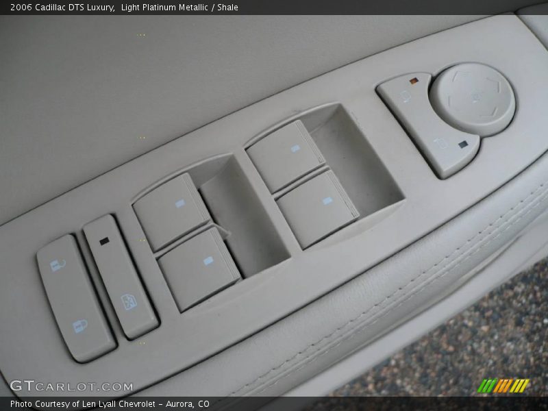 Light Platinum Metallic / Shale 2006 Cadillac DTS Luxury