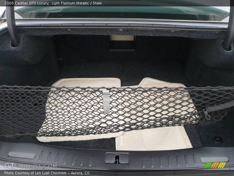 Light Platinum Metallic / Shale 2006 Cadillac DTS Luxury