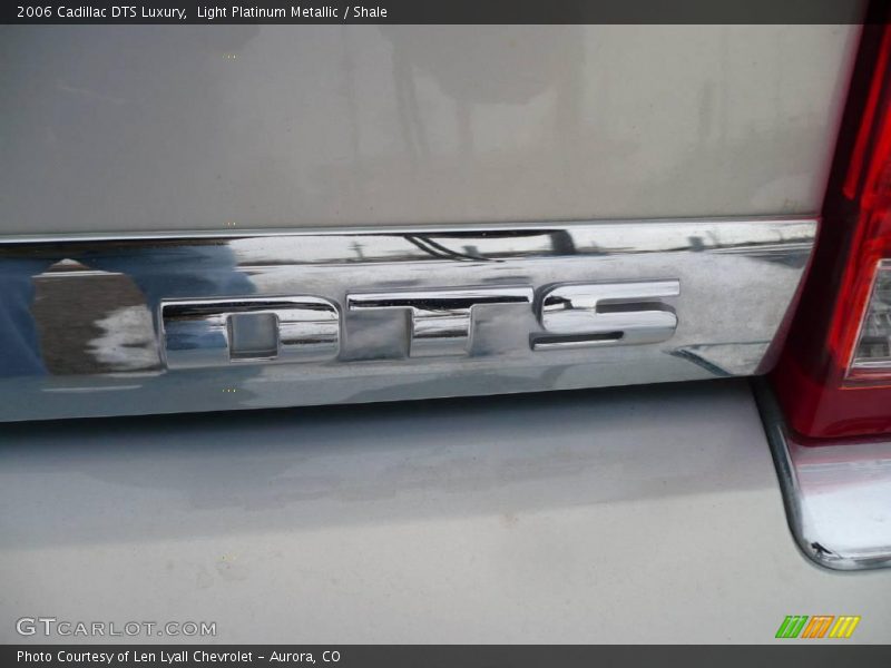 Light Platinum Metallic / Shale 2006 Cadillac DTS Luxury