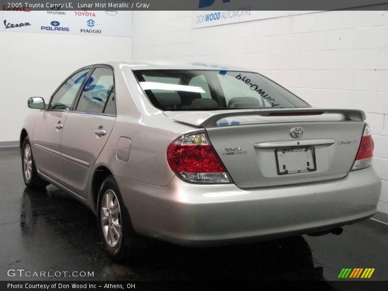 Lunar Mist Metallic / Gray 2005 Toyota Camry LE