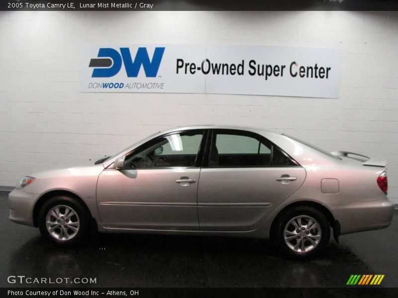 Lunar Mist Metallic / Gray 2005 Toyota Camry LE