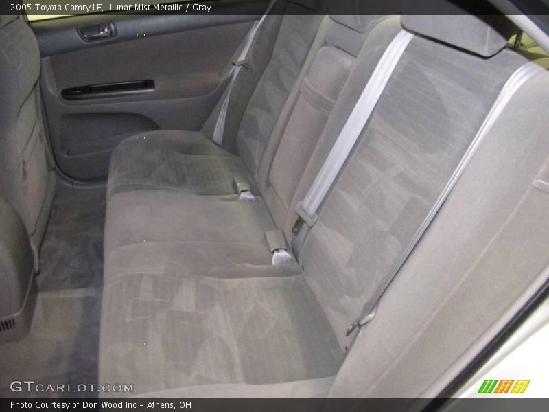 Lunar Mist Metallic / Gray 2005 Toyota Camry LE