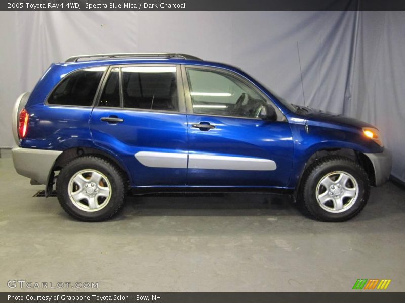 Spectra Blue Mica / Dark Charcoal 2005 Toyota RAV4 4WD