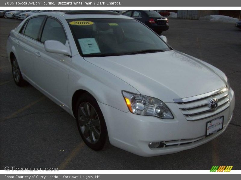 Blizzard White Pearl / Dark Charcoal 2006 Toyota Avalon Touring