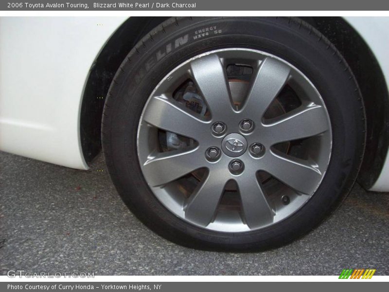 Blizzard White Pearl / Dark Charcoal 2006 Toyota Avalon Touring