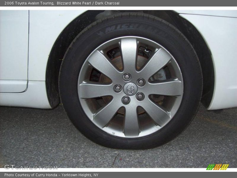 Blizzard White Pearl / Dark Charcoal 2006 Toyota Avalon Touring