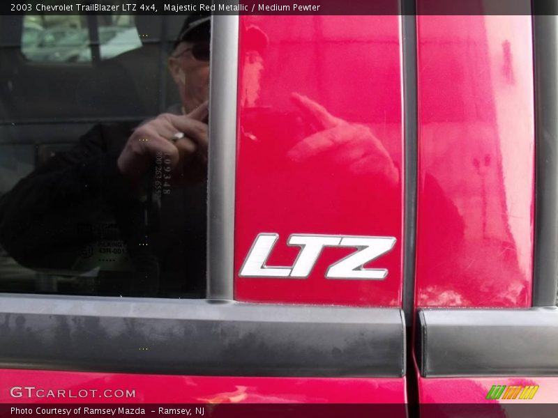 Majestic Red Metallic / Medium Pewter 2003 Chevrolet TrailBlazer LTZ 4x4