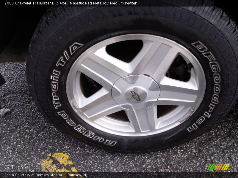 Majestic Red Metallic / Medium Pewter 2003 Chevrolet TrailBlazer LTZ 4x4