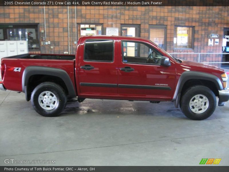 Dark Cherry Red Metallic / Medium Dark Pewter 2005 Chevrolet Colorado Z71 Crew Cab 4x4