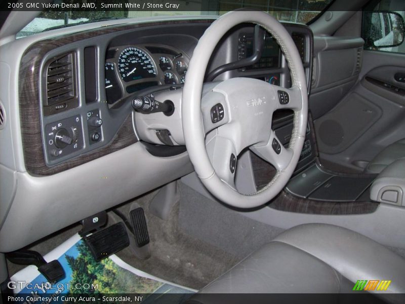 Summit White / Stone Gray 2005 GMC Yukon Denali AWD