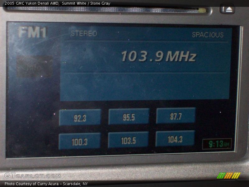 Summit White / Stone Gray 2005 GMC Yukon Denali AWD