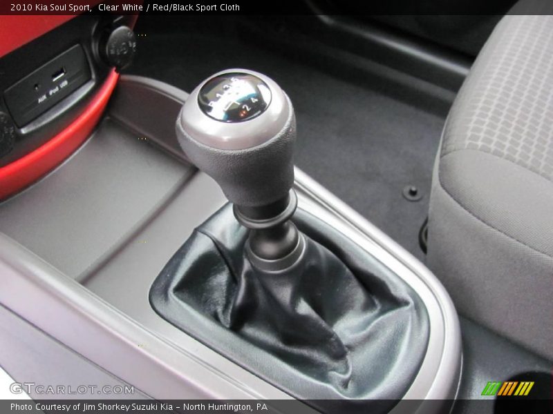 Clear White / Red/Black Sport Cloth 2010 Kia Soul Sport