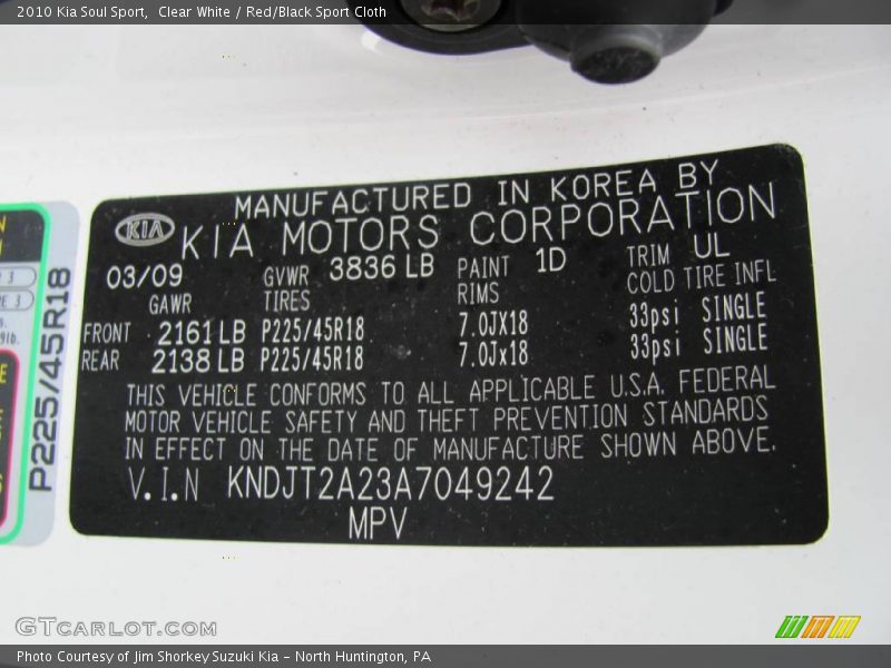Clear White / Red/Black Sport Cloth 2010 Kia Soul Sport