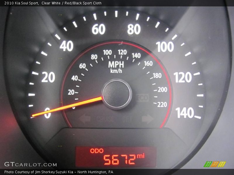 Clear White / Red/Black Sport Cloth 2010 Kia Soul Sport
