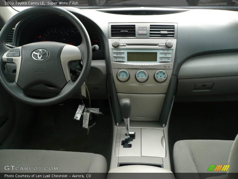 Super White / Ash 2009 Toyota Camry LE