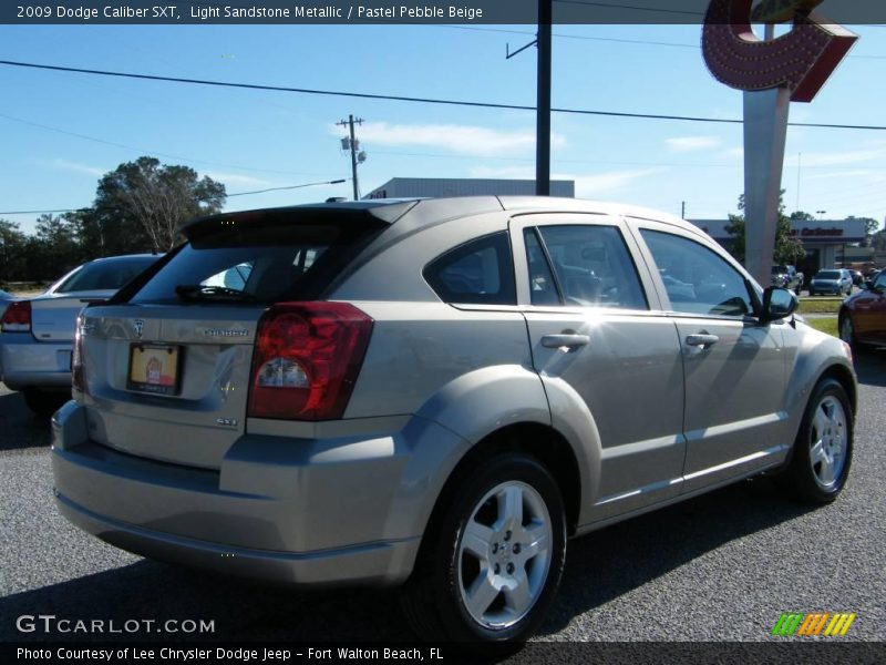 Light Sandstone Metallic / Pastel Pebble Beige 2009 Dodge Caliber SXT