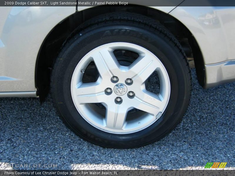 Light Sandstone Metallic / Pastel Pebble Beige 2009 Dodge Caliber SXT