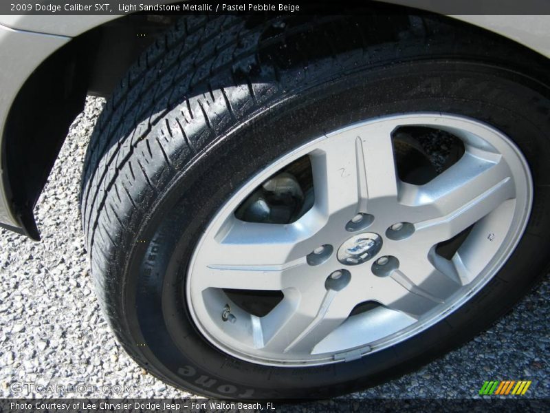 Light Sandstone Metallic / Pastel Pebble Beige 2009 Dodge Caliber SXT