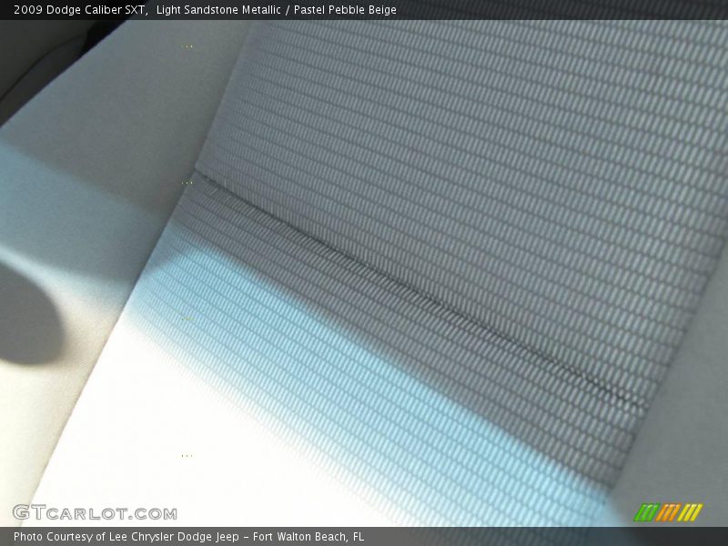 Light Sandstone Metallic / Pastel Pebble Beige 2009 Dodge Caliber SXT