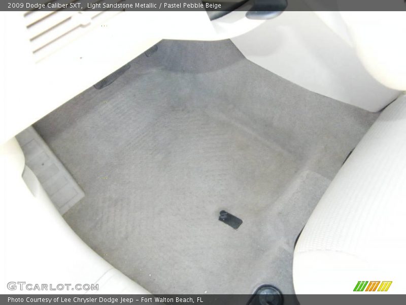 Light Sandstone Metallic / Pastel Pebble Beige 2009 Dodge Caliber SXT