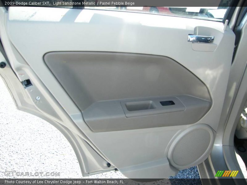 Light Sandstone Metallic / Pastel Pebble Beige 2009 Dodge Caliber SXT