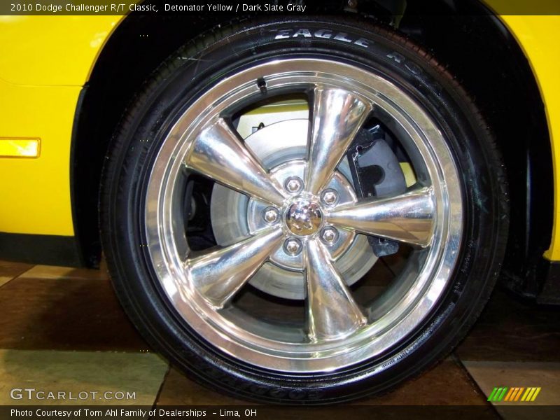 Detonator Yellow / Dark Slate Gray 2010 Dodge Challenger R/T Classic