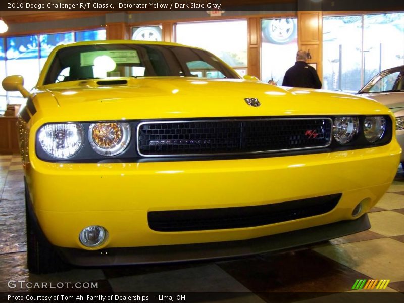 Detonator Yellow / Dark Slate Gray 2010 Dodge Challenger R/T Classic