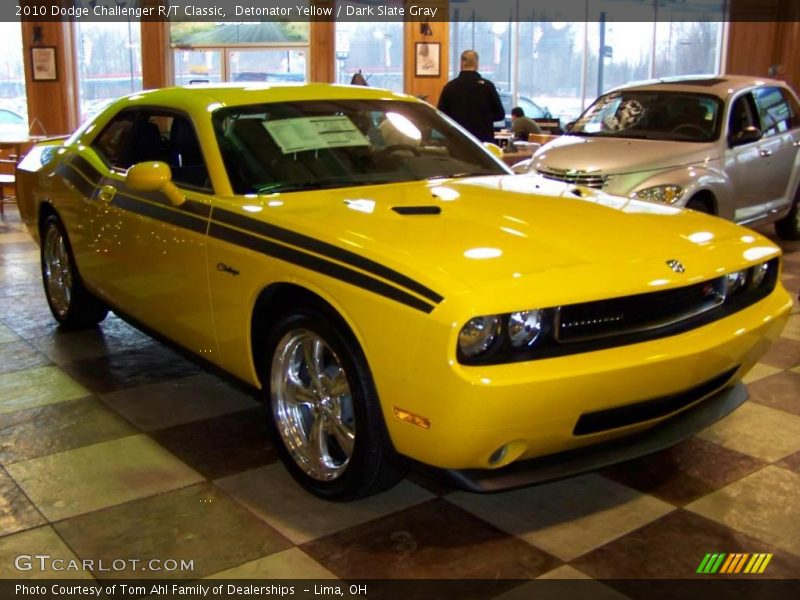 Detonator Yellow / Dark Slate Gray 2010 Dodge Challenger R/T Classic