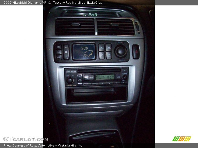 Tuscany Red Metallic / Black/Gray 2002 Mitsubishi Diamante VR-X