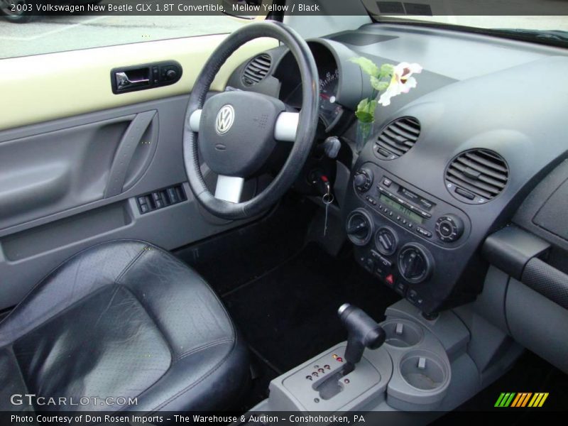 Mellow Yellow / Black 2003 Volkswagen New Beetle GLX 1.8T Convertible