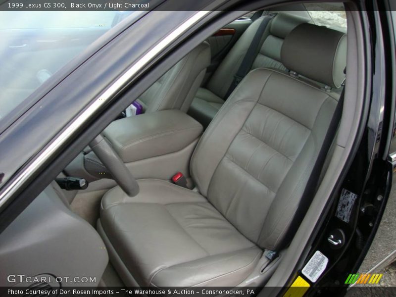 Black Onyx / Light Charcoal 1999 Lexus GS 300