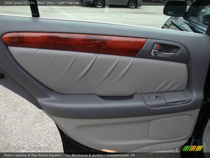 Black Onyx / Light Charcoal 1999 Lexus GS 300