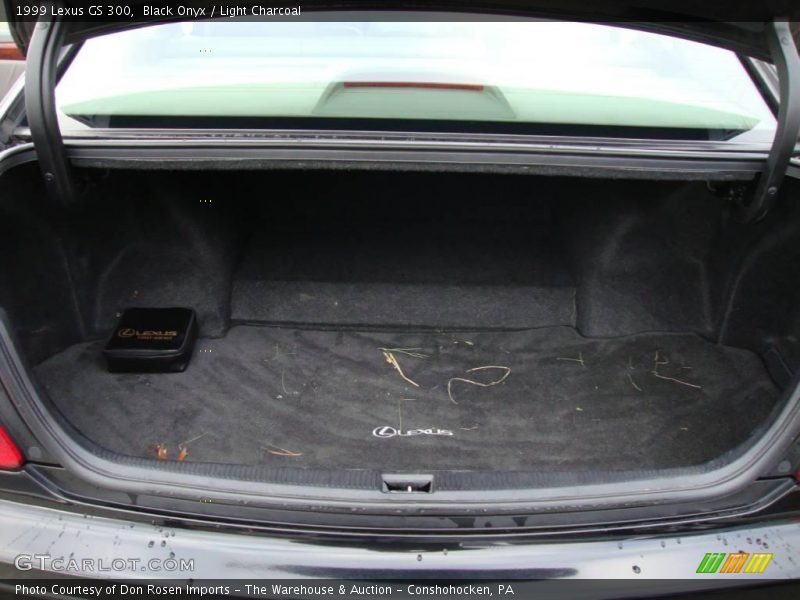 Black Onyx / Light Charcoal 1999 Lexus GS 300