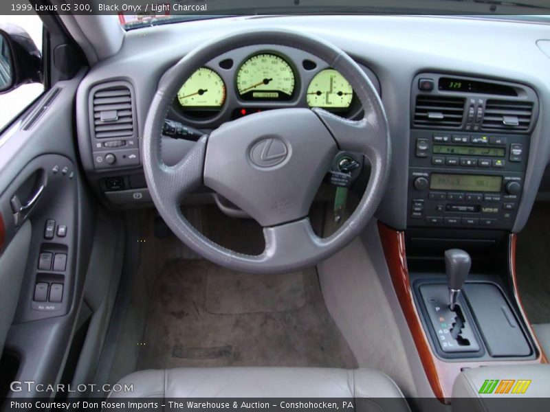 Black Onyx / Light Charcoal 1999 Lexus GS 300