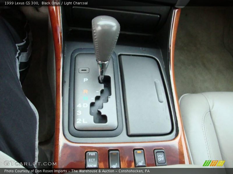Black Onyx / Light Charcoal 1999 Lexus GS 300