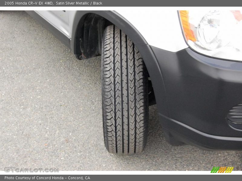 Satin Silver Metallic / Black 2005 Honda CR-V EX 4WD